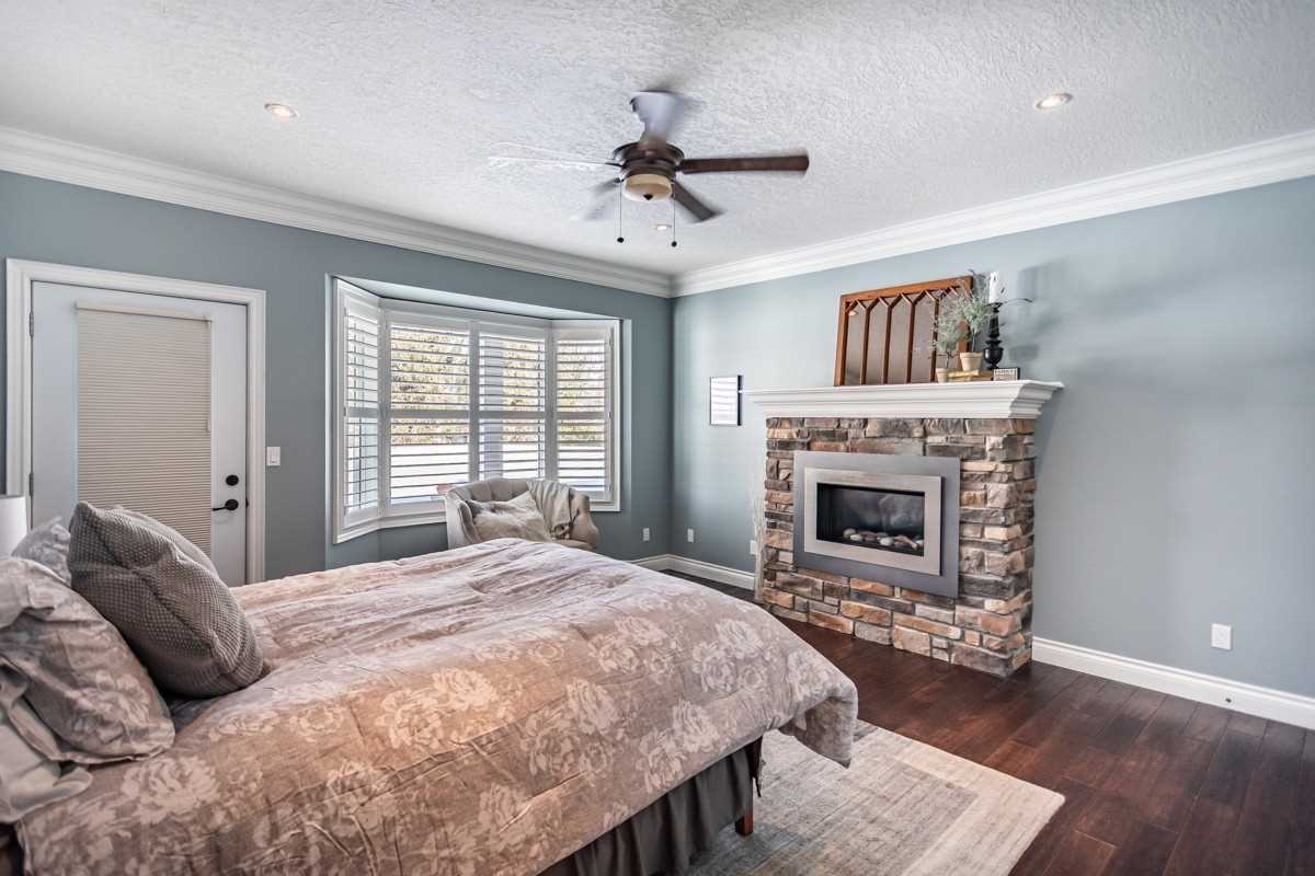 2465 Jerseyville Rd W