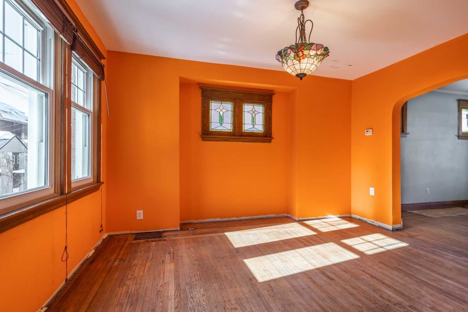 266 Stinson Cres