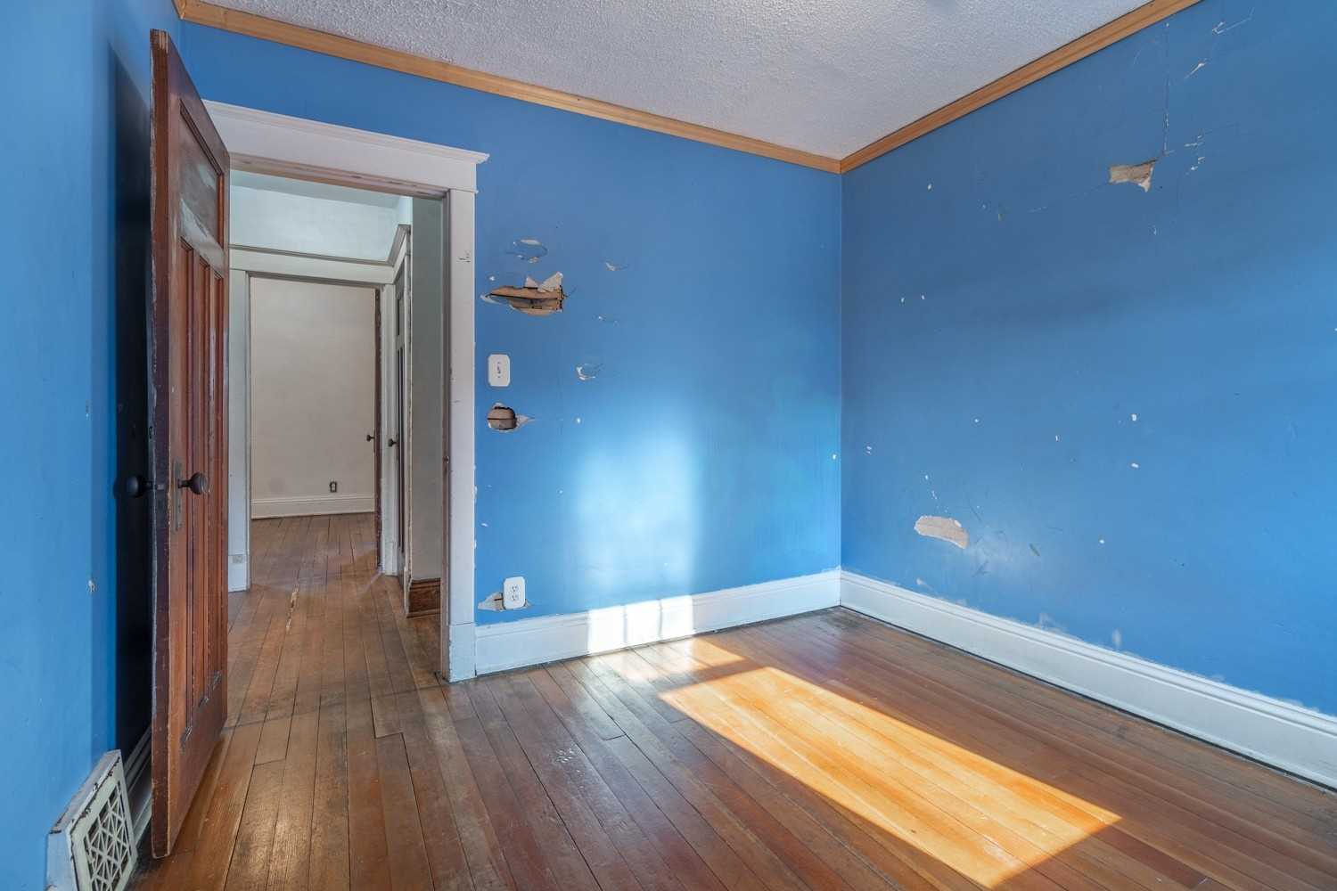 266 Stinson Cres