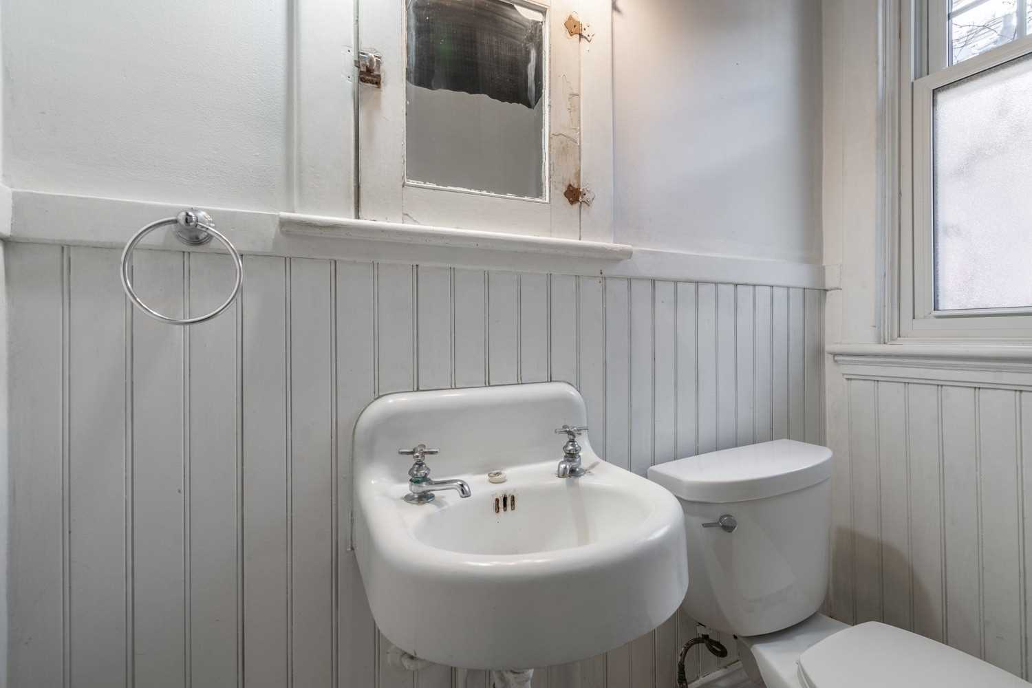 266 Stinson Cres