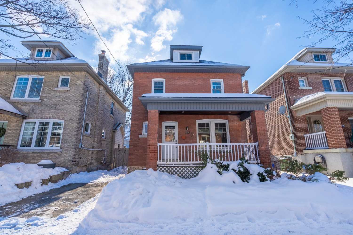 266 Stinson Cres