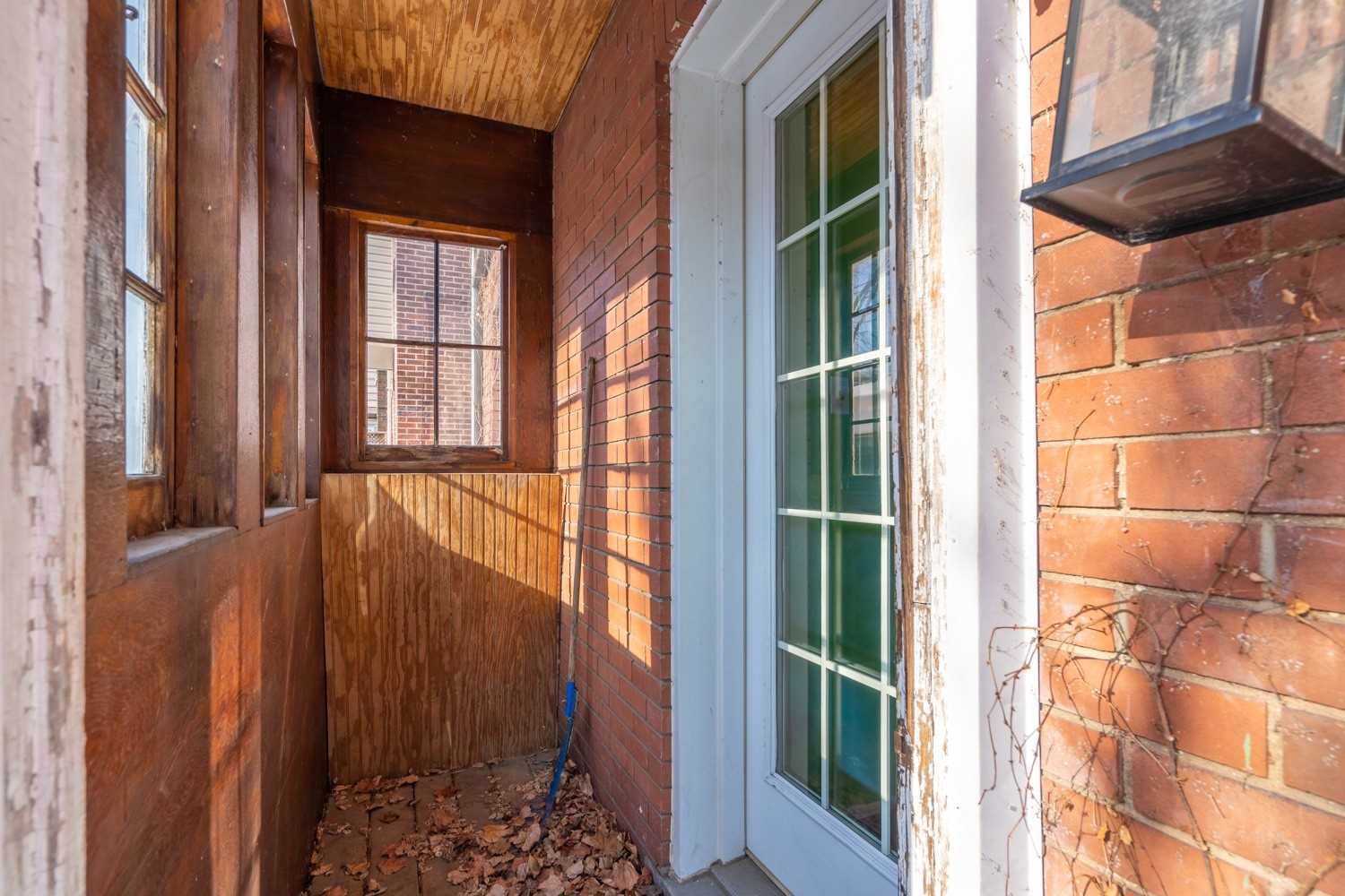 266 Stinson Cres