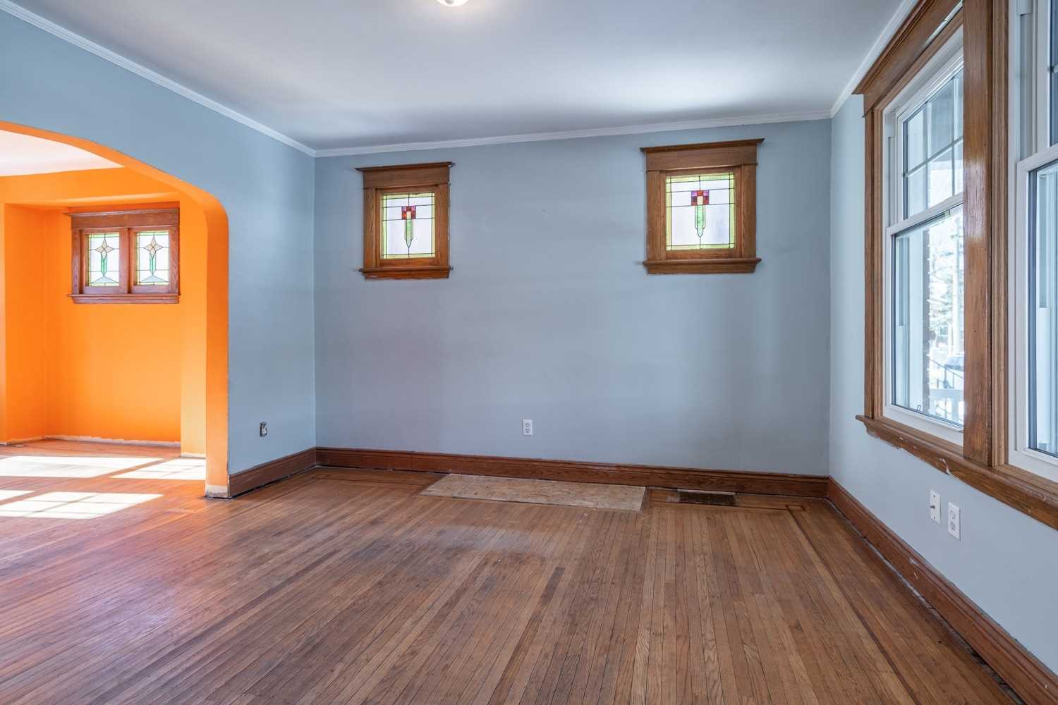 266 Stinson Cres