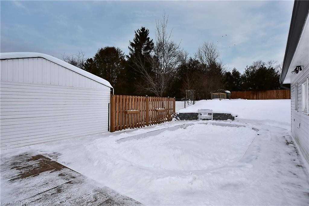 10 Kirkwood Cres