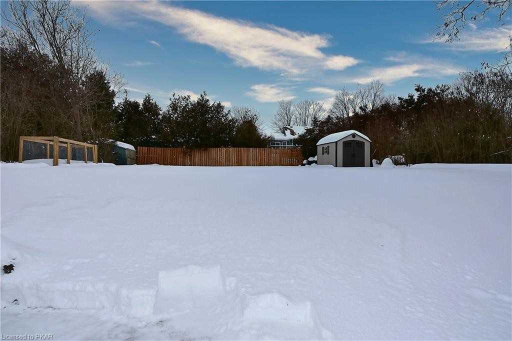 10 Kirkwood Cres