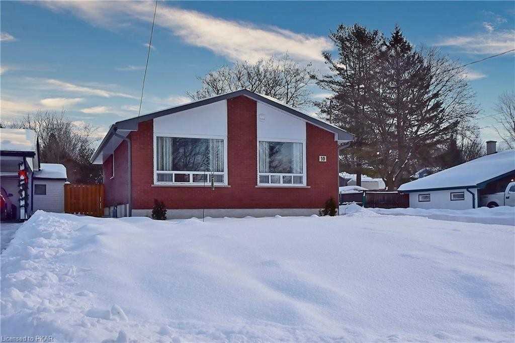 10 Kirkwood Cres