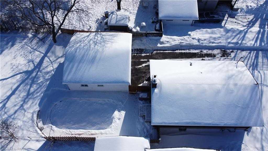 10 Kirkwood Cres