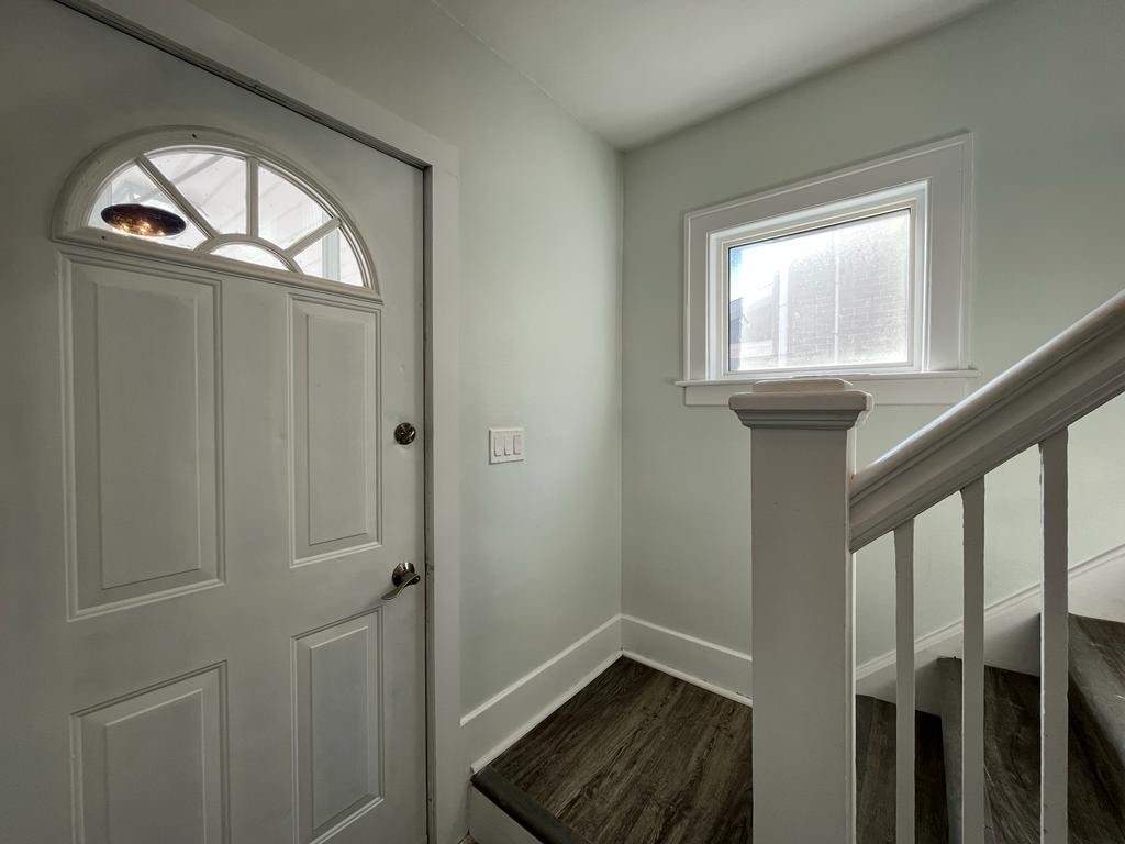 3272 Baby St