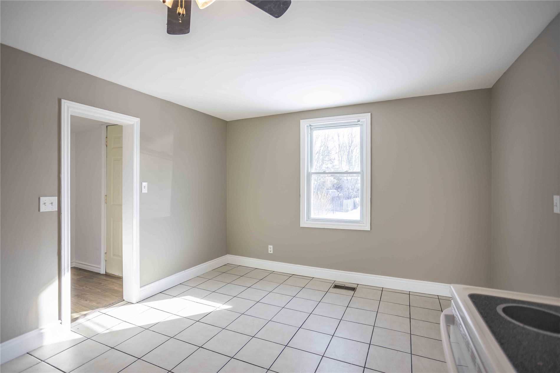 Listing X5490160 - Large Photo # 11