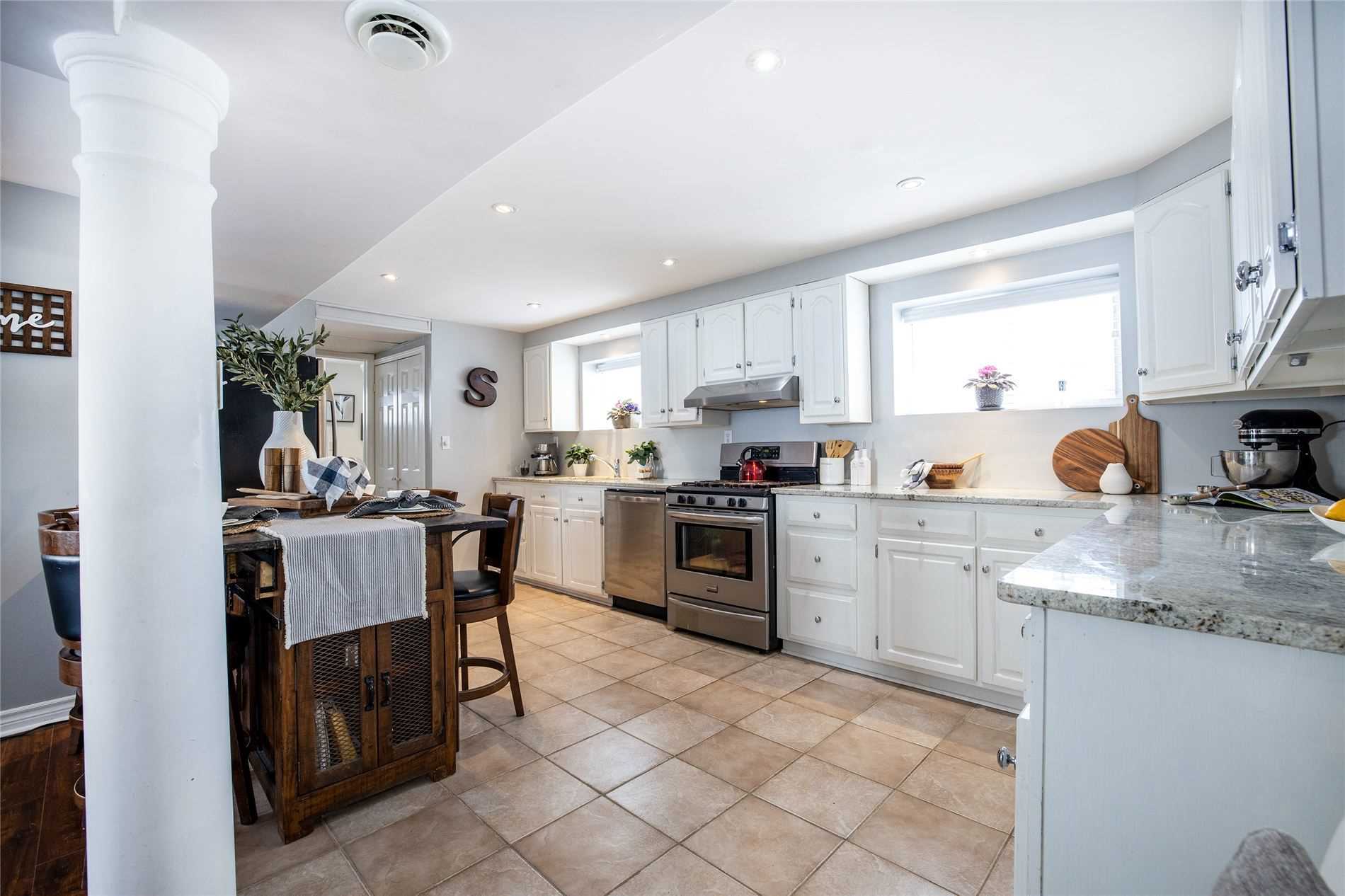 67 Oakdene Cres