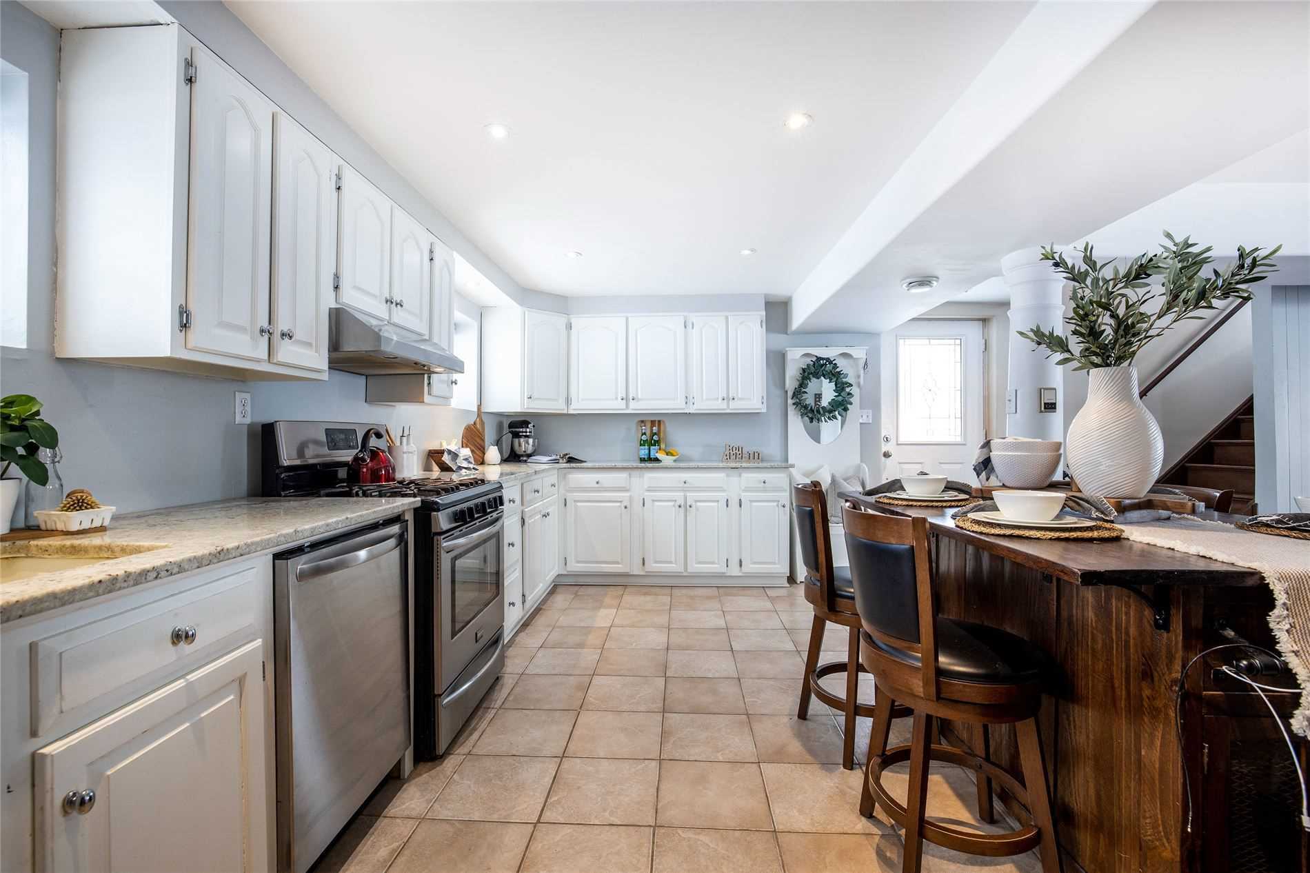 67 Oakdene Cres