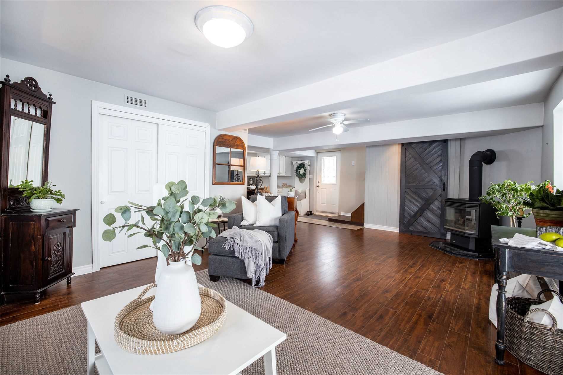 67 Oakdene Cres