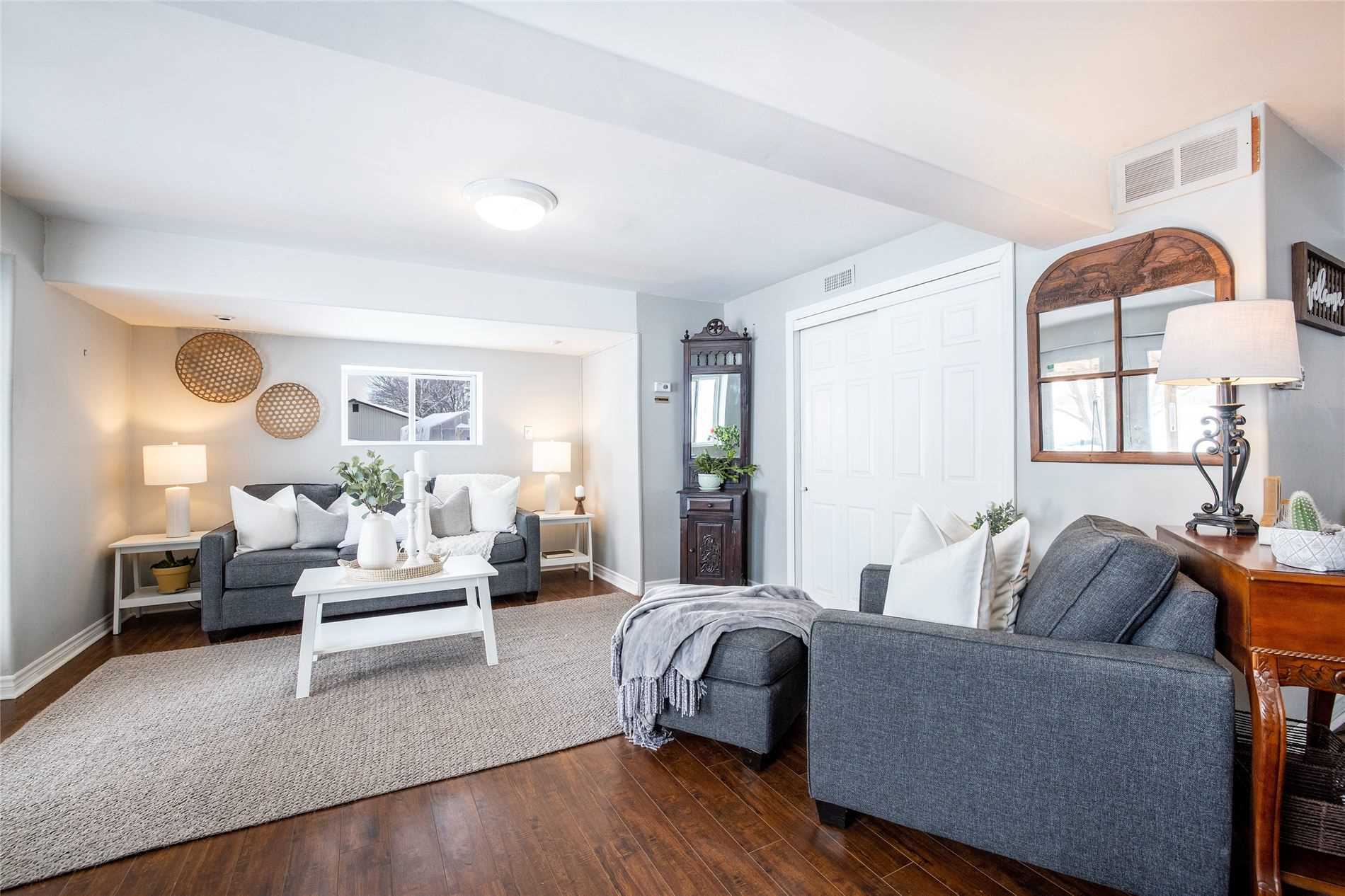67 Oakdene Cres