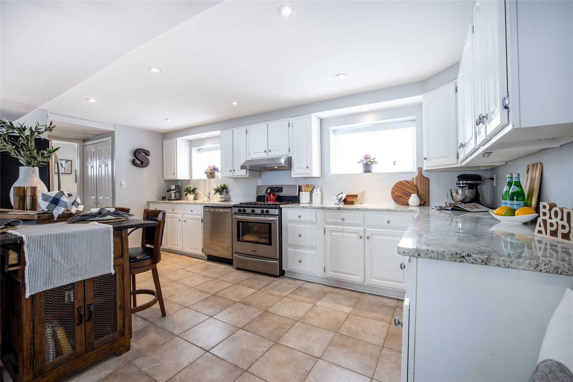 67 Oakdene Cres