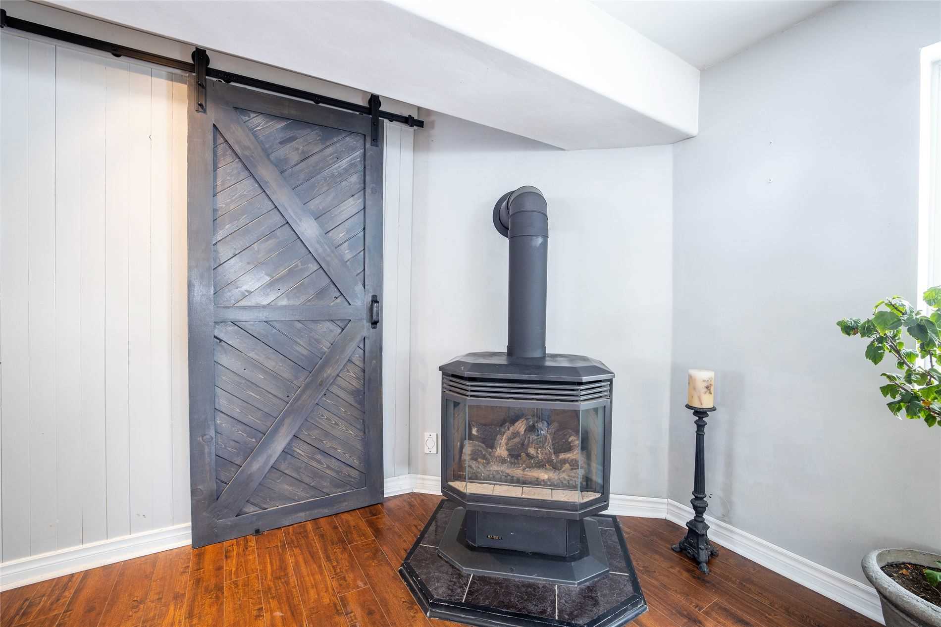 67 Oakdene Cres