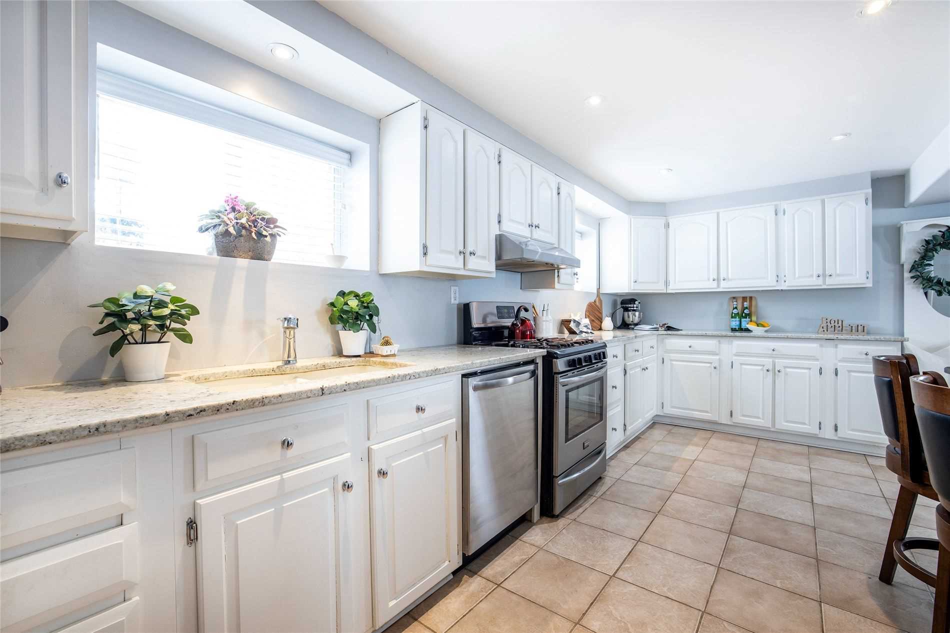 67 Oakdene Cres