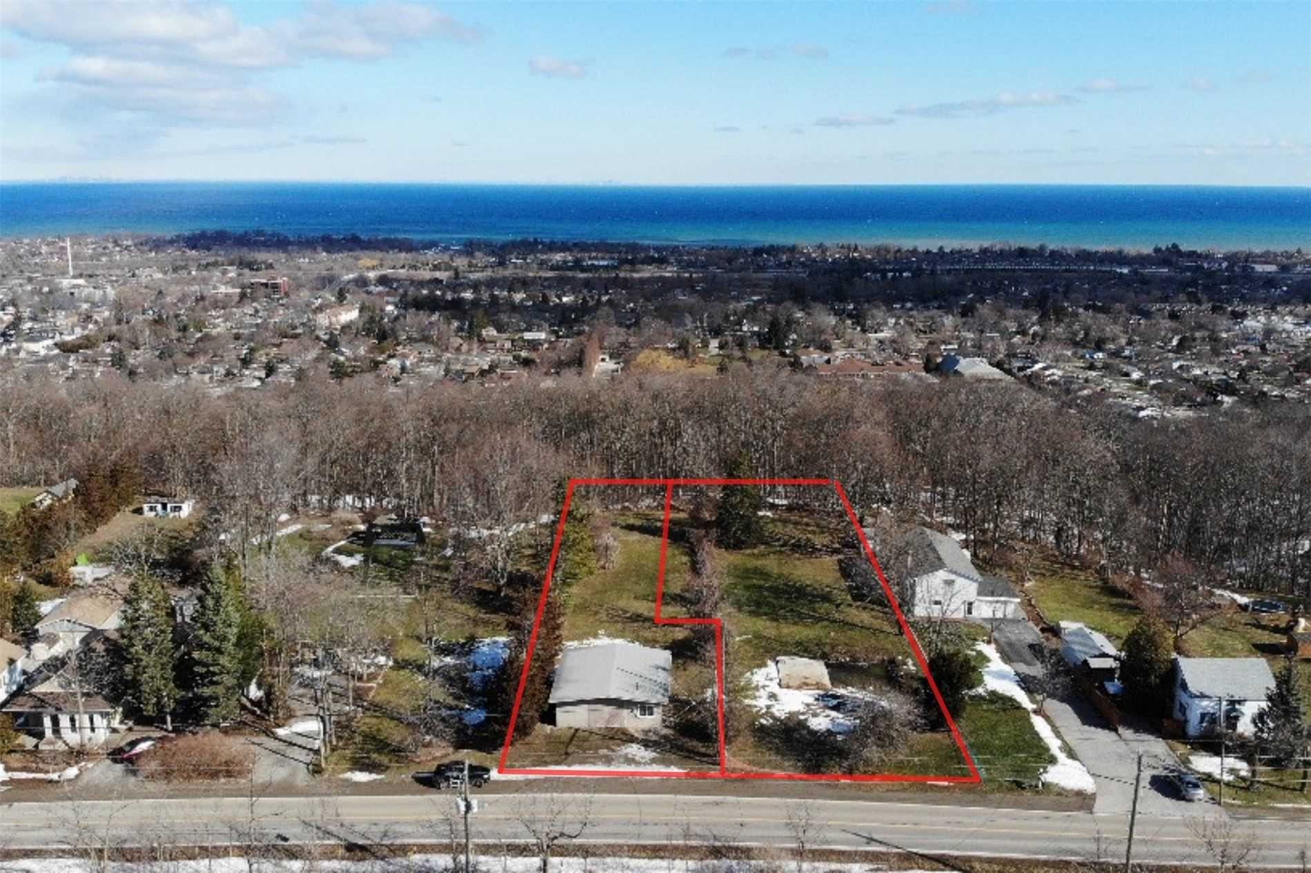 55 Ridge Rd E