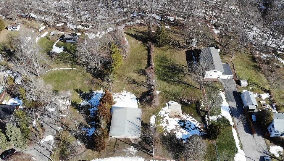 55 Ridge Rd E