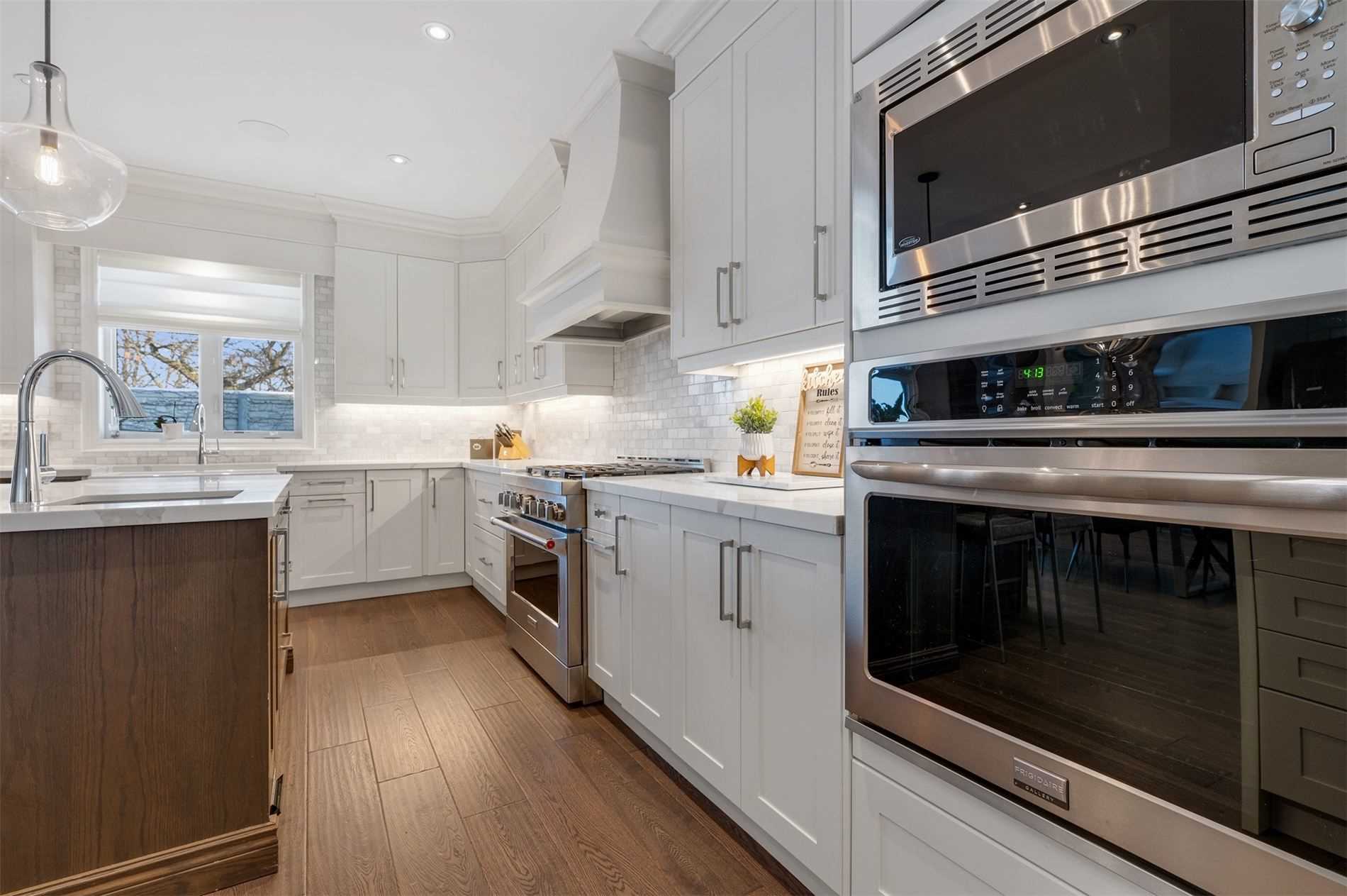 101 Lampman Dr
