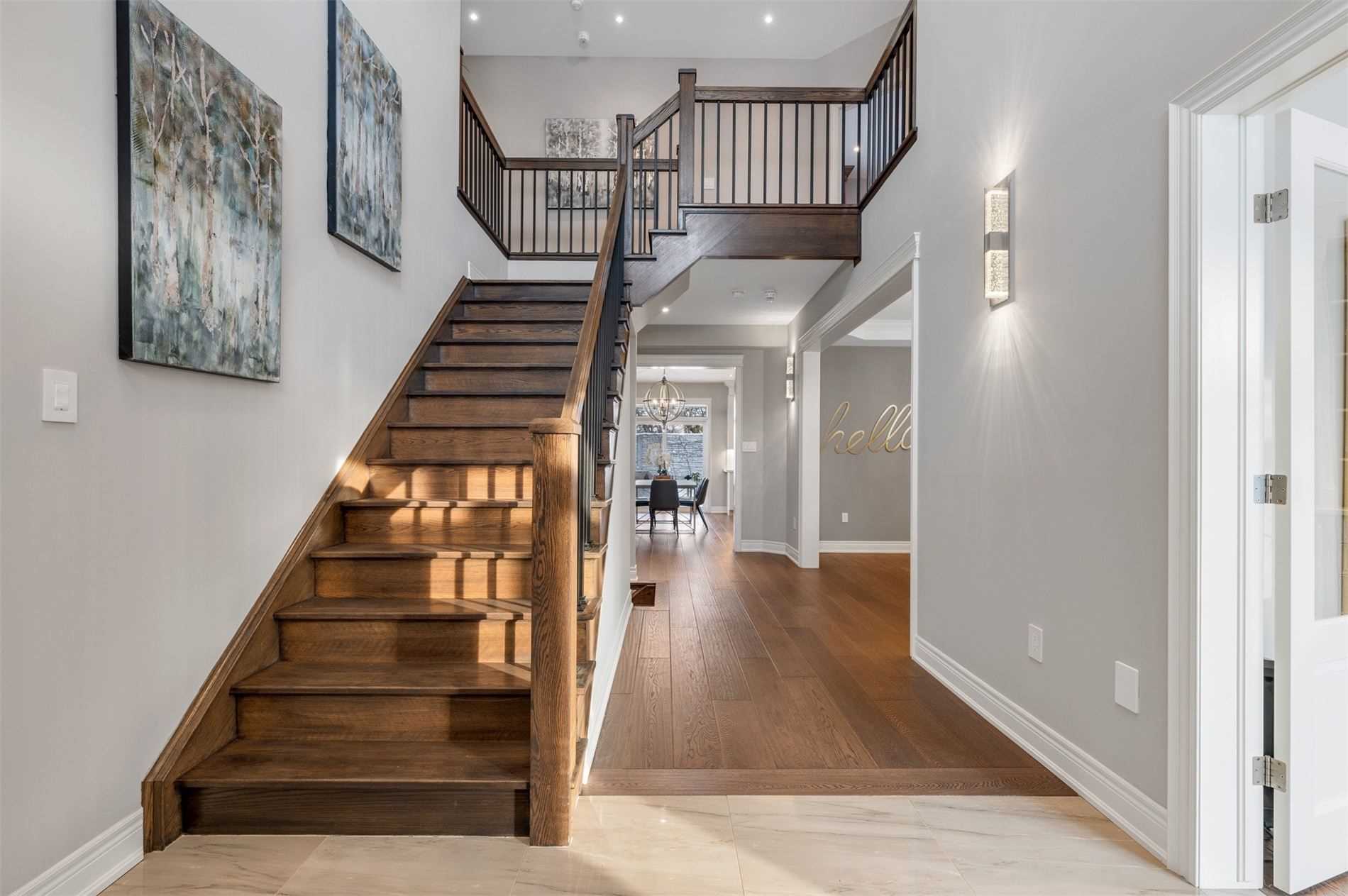 101 Lampman Dr
