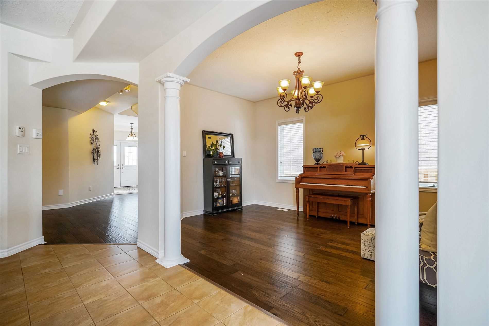 707 Sawmill Rd