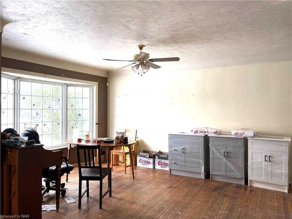 73 Jacobson Ave
