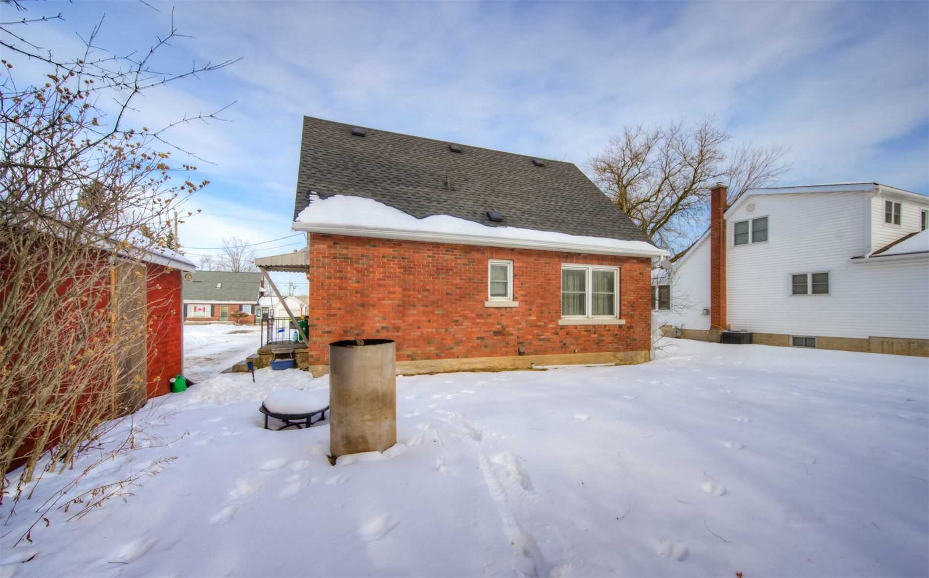 13 Athlone Rd