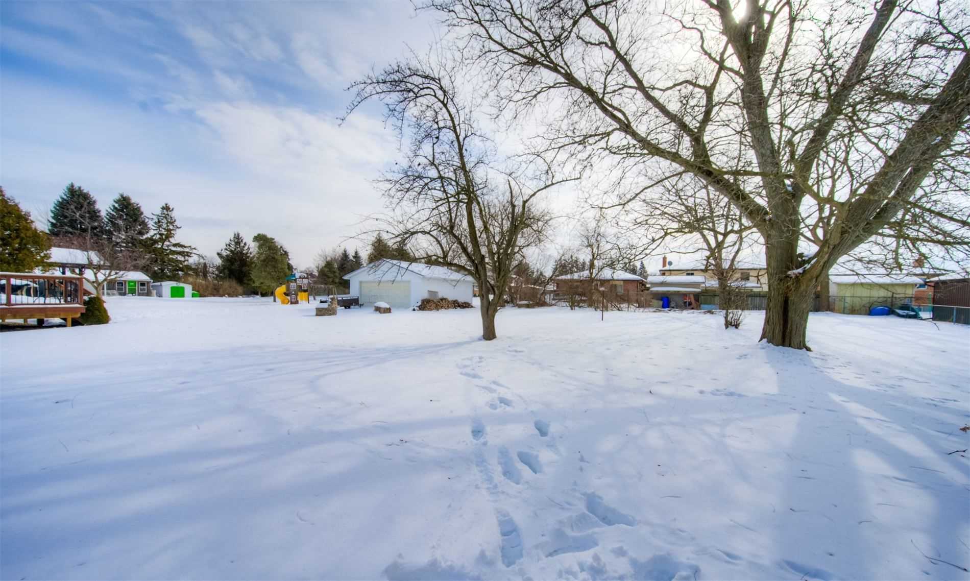 13 Athlone Rd