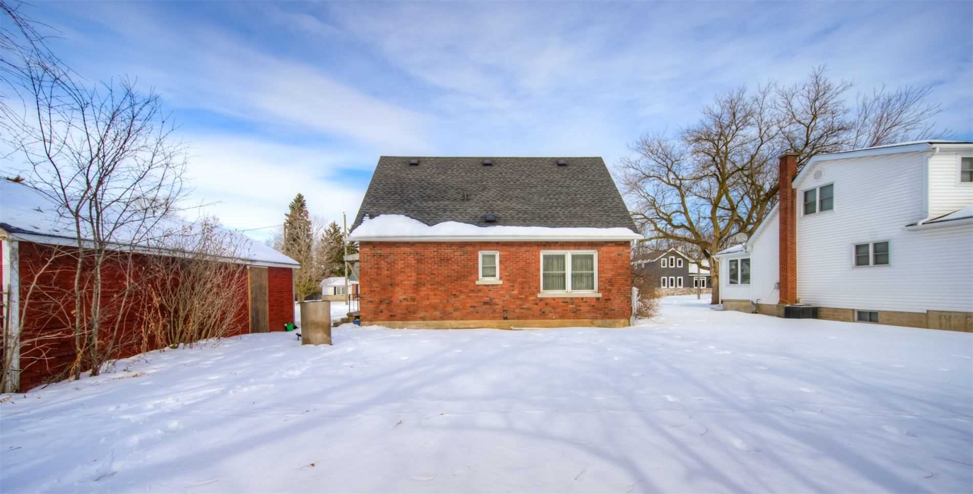 13 Athlone Rd