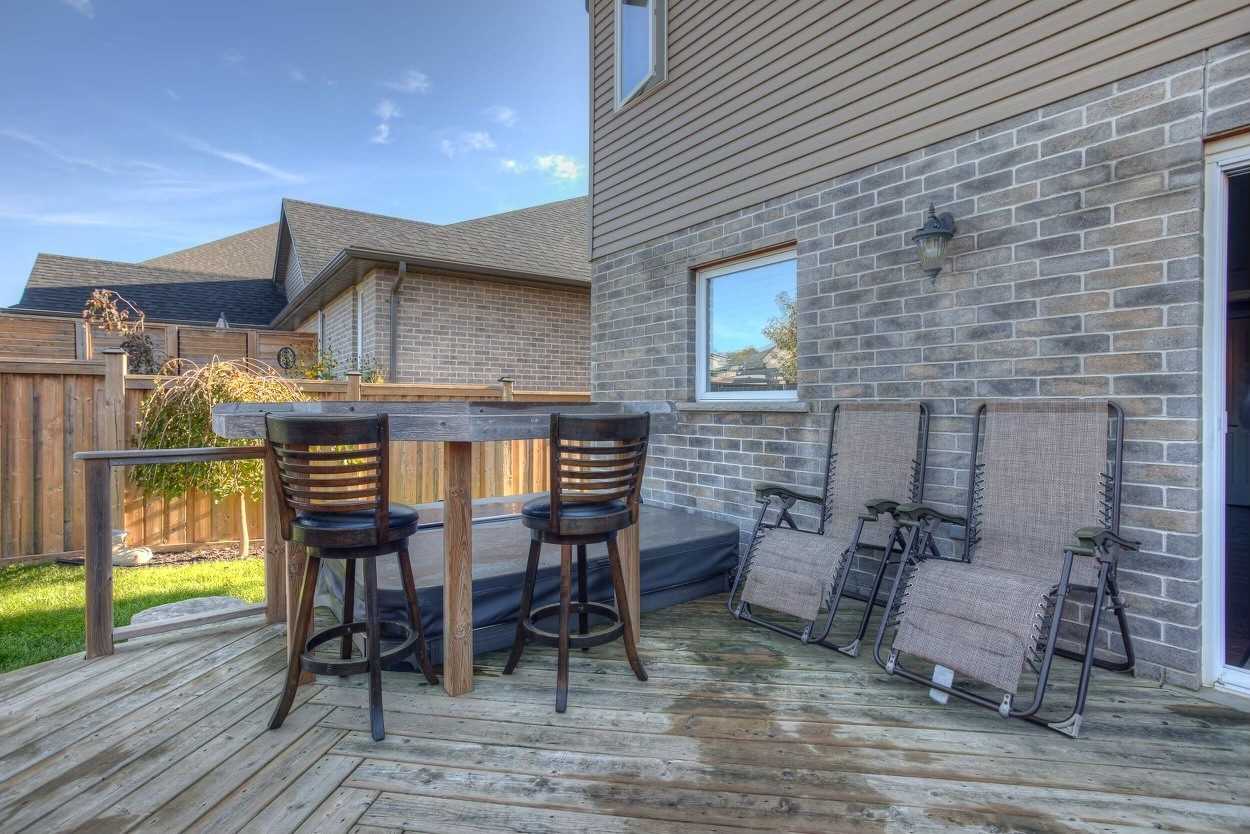 505 Lakeview Dr
