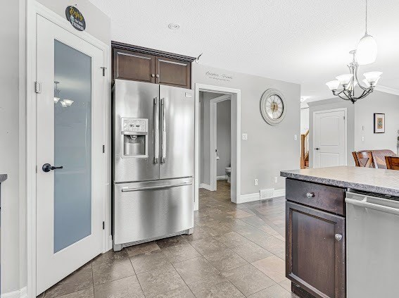 505 Lakeview Dr