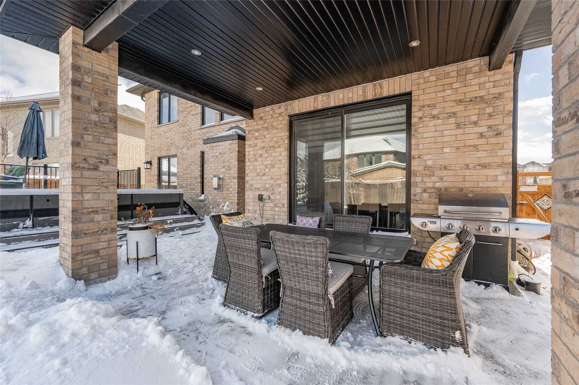 316 Deerfoot Tr