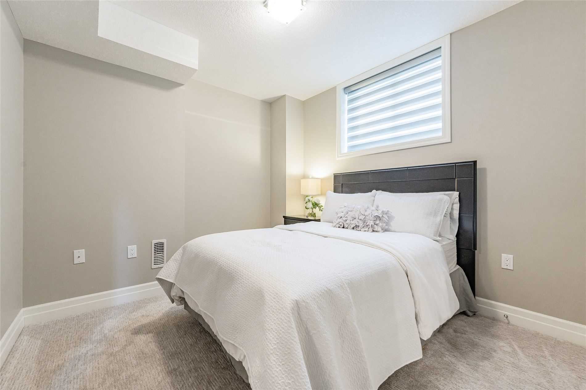316 Deerfoot Tr