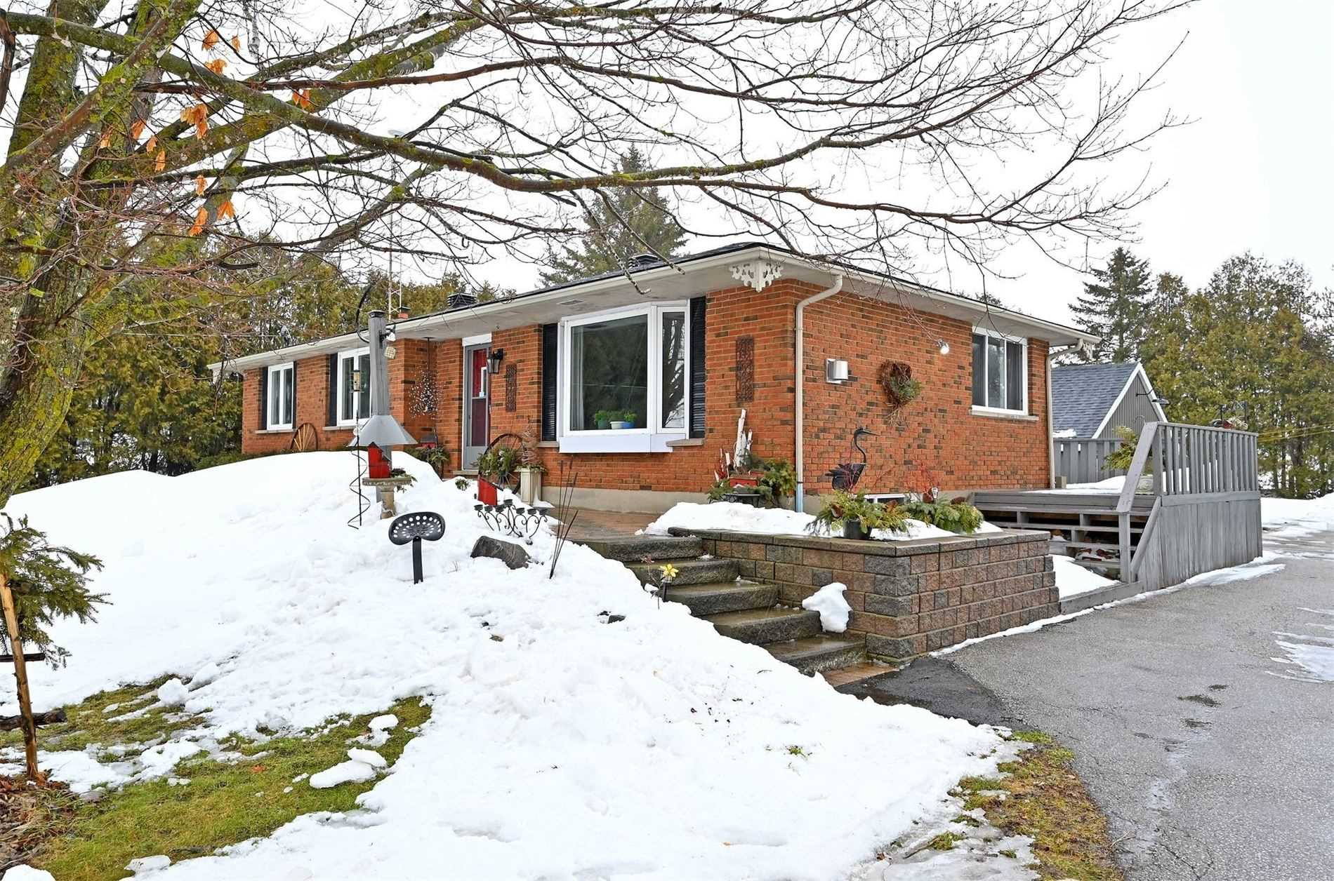 394073 County Road 12 Rd