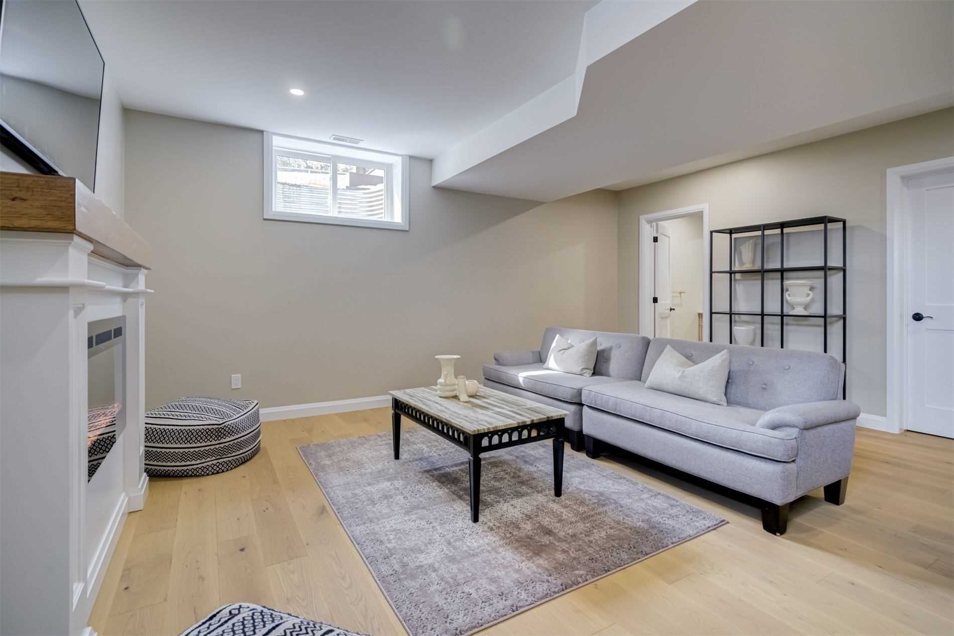 287 Brock Rd