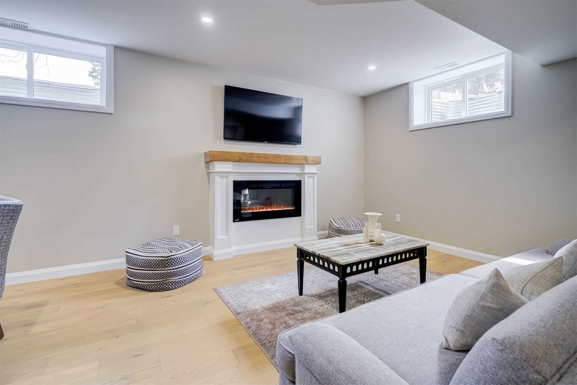 287 Brock Rd