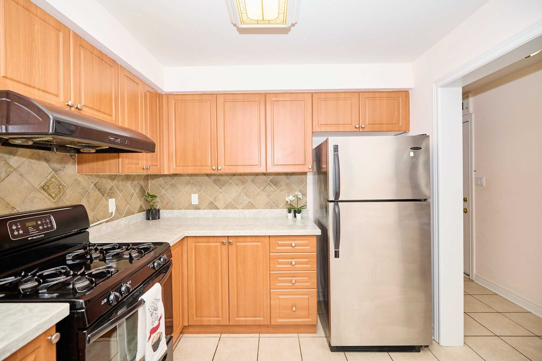 26 Robertson Rd