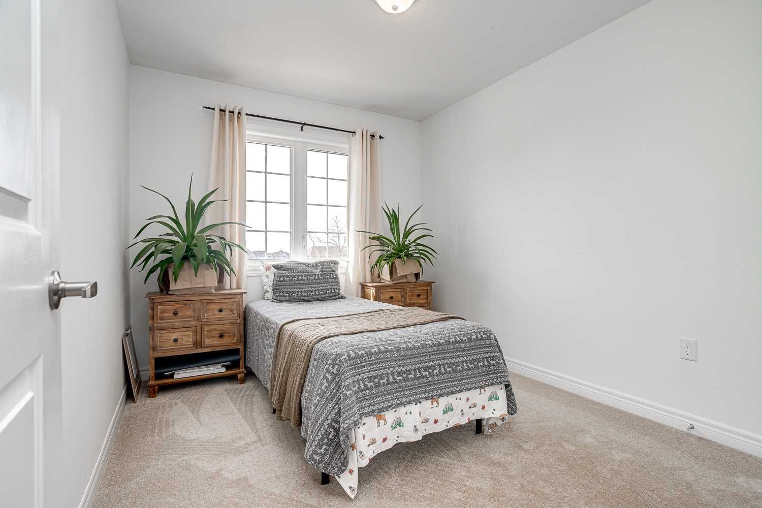 87 Summer Breeze Dr