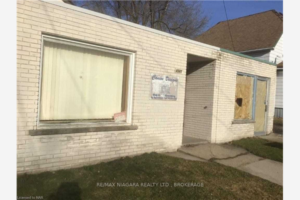 4541 Crysler Ave, Niagara Falls