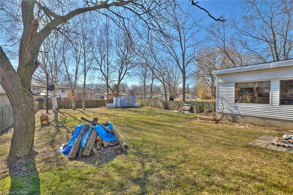 2632 Portage Rd