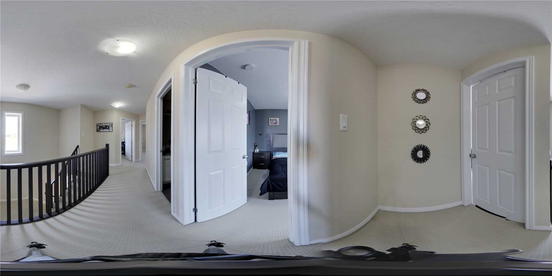 57 Oakes Cres