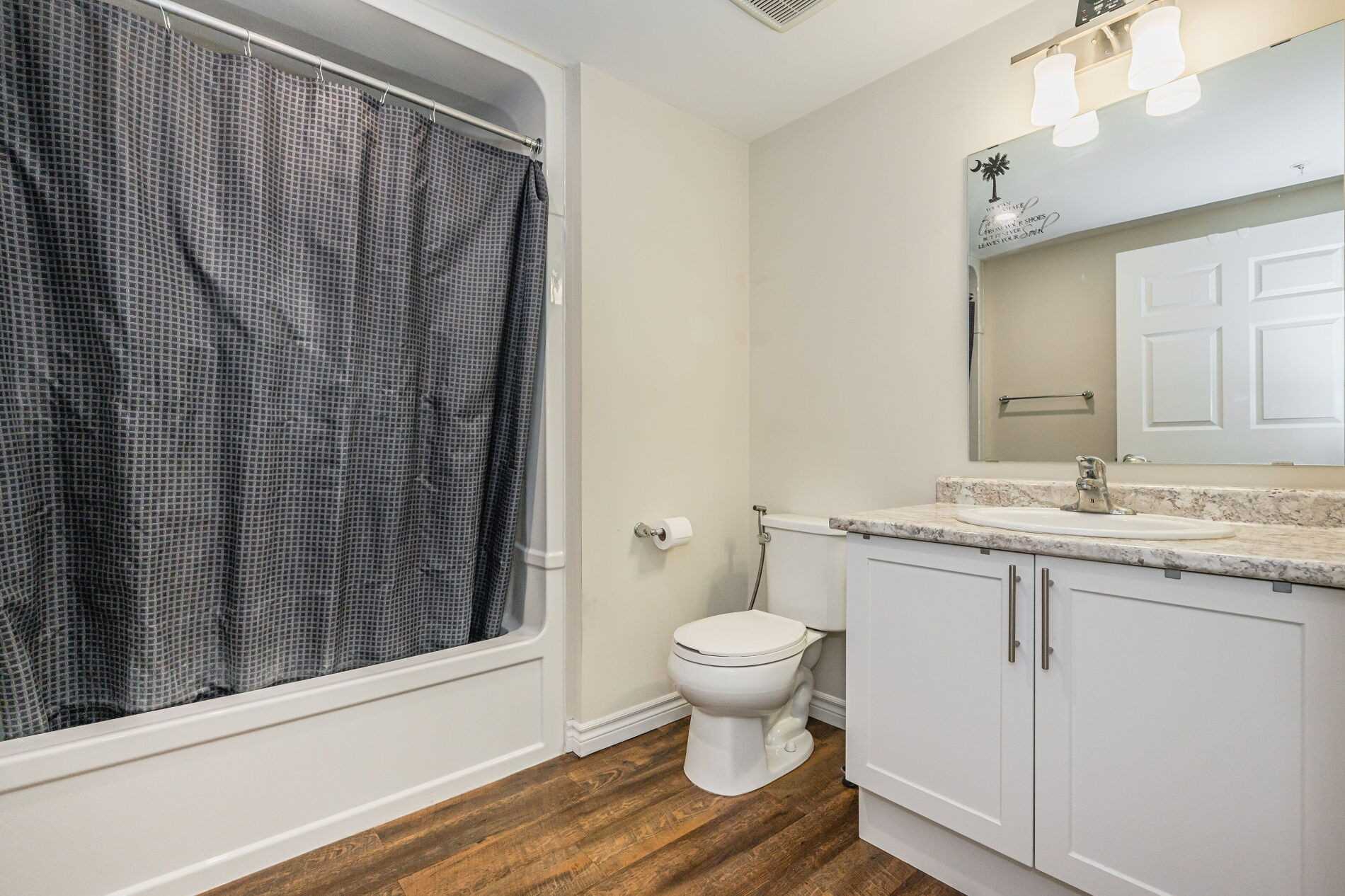 7 Kay Cres, #515