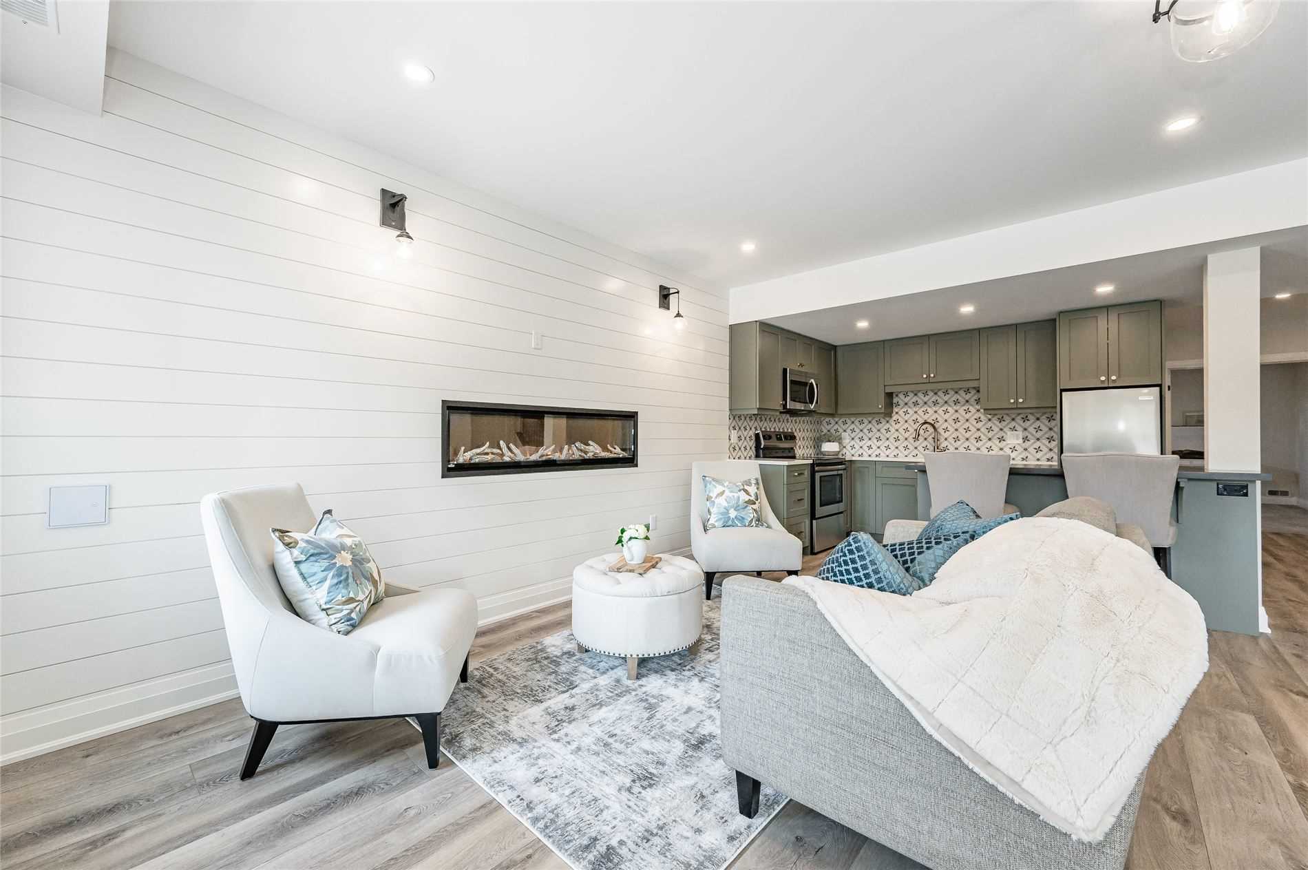 22 Hilltop Rd