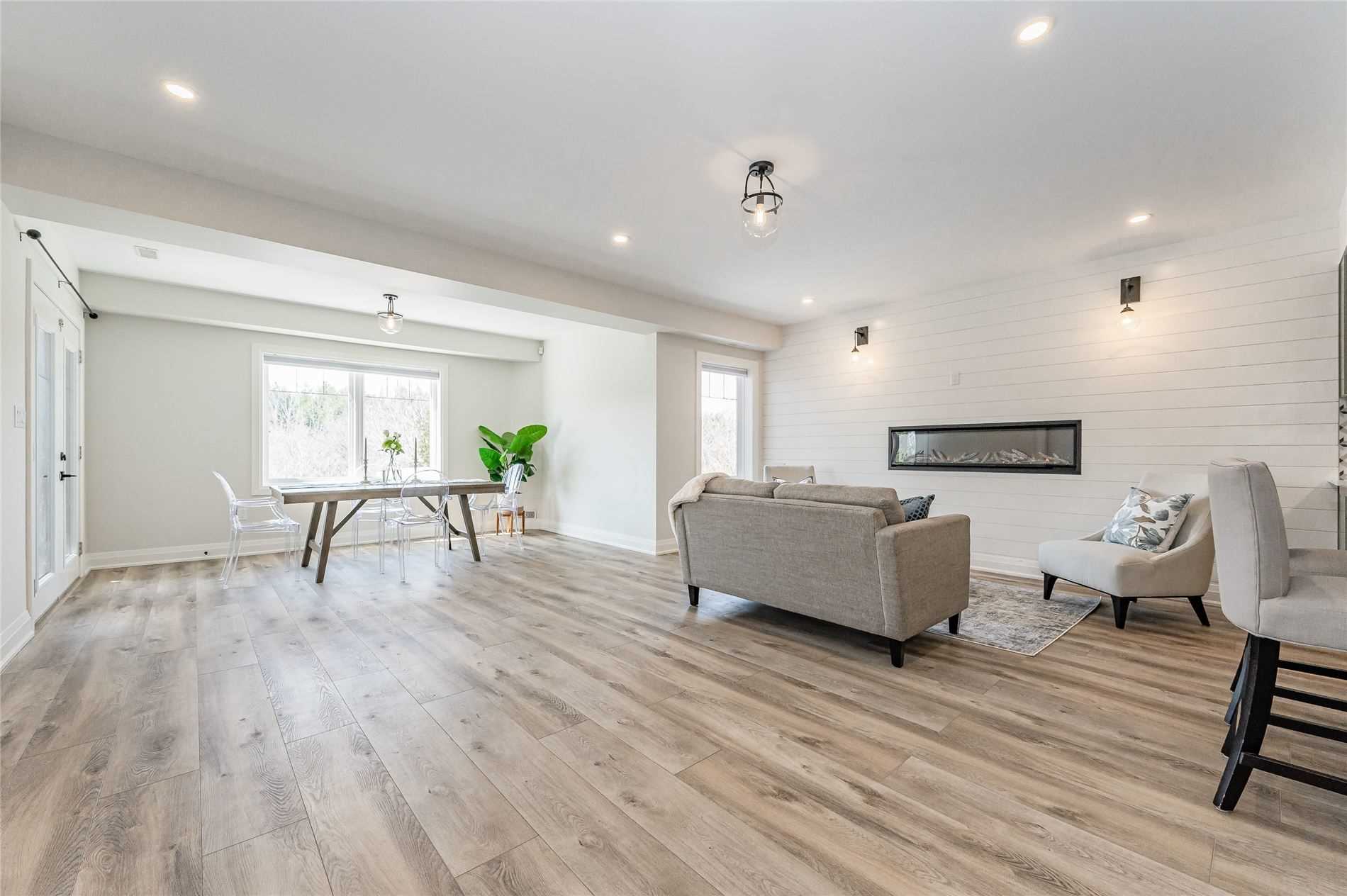 22 Hilltop Rd