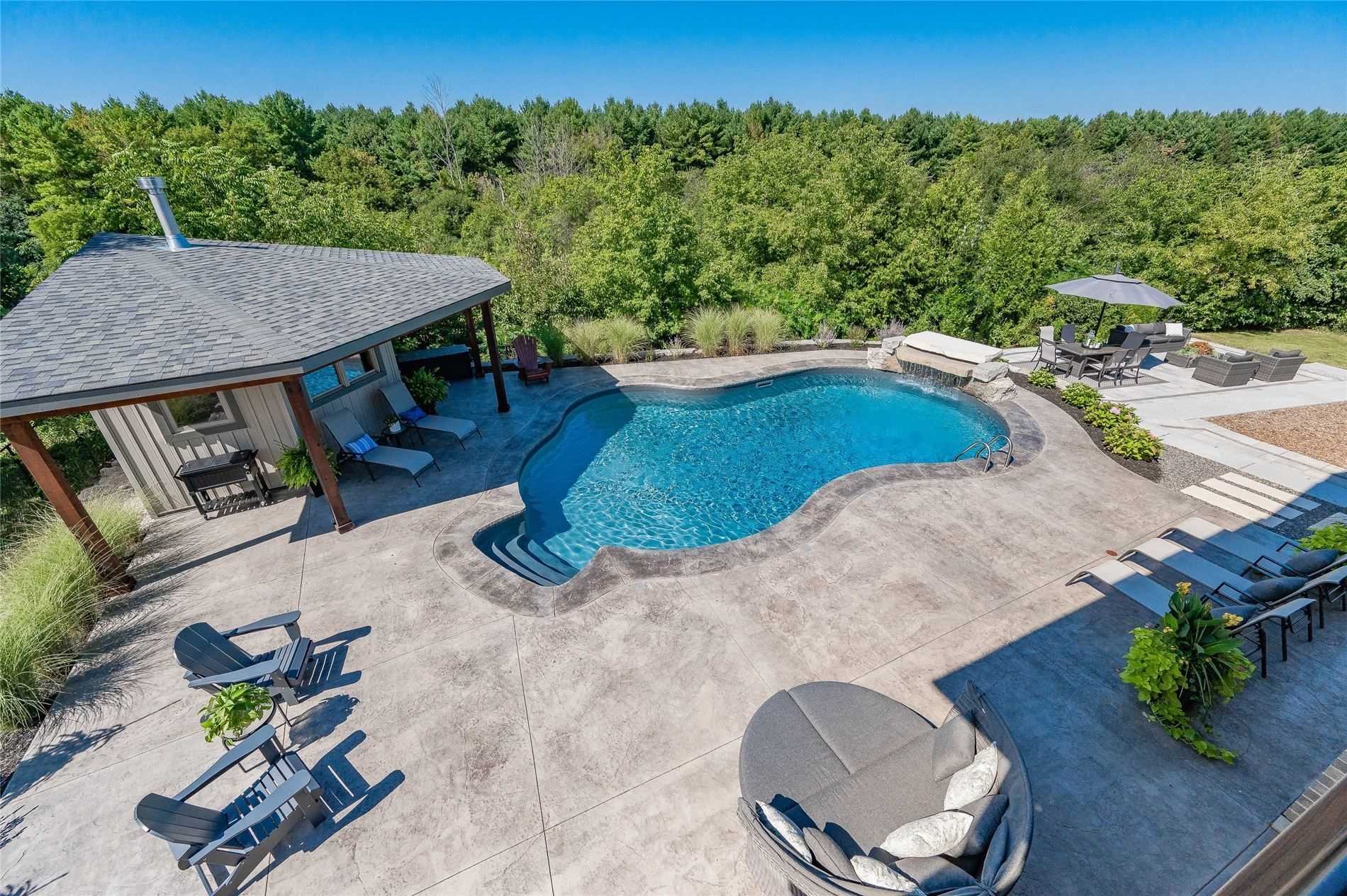 22 Hilltop Rd