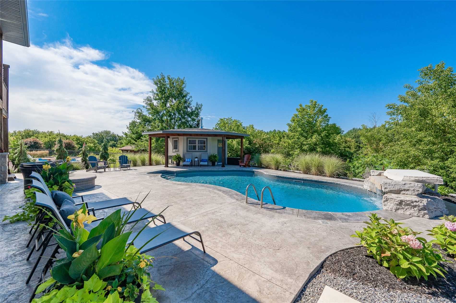 22 Hilltop Rd
