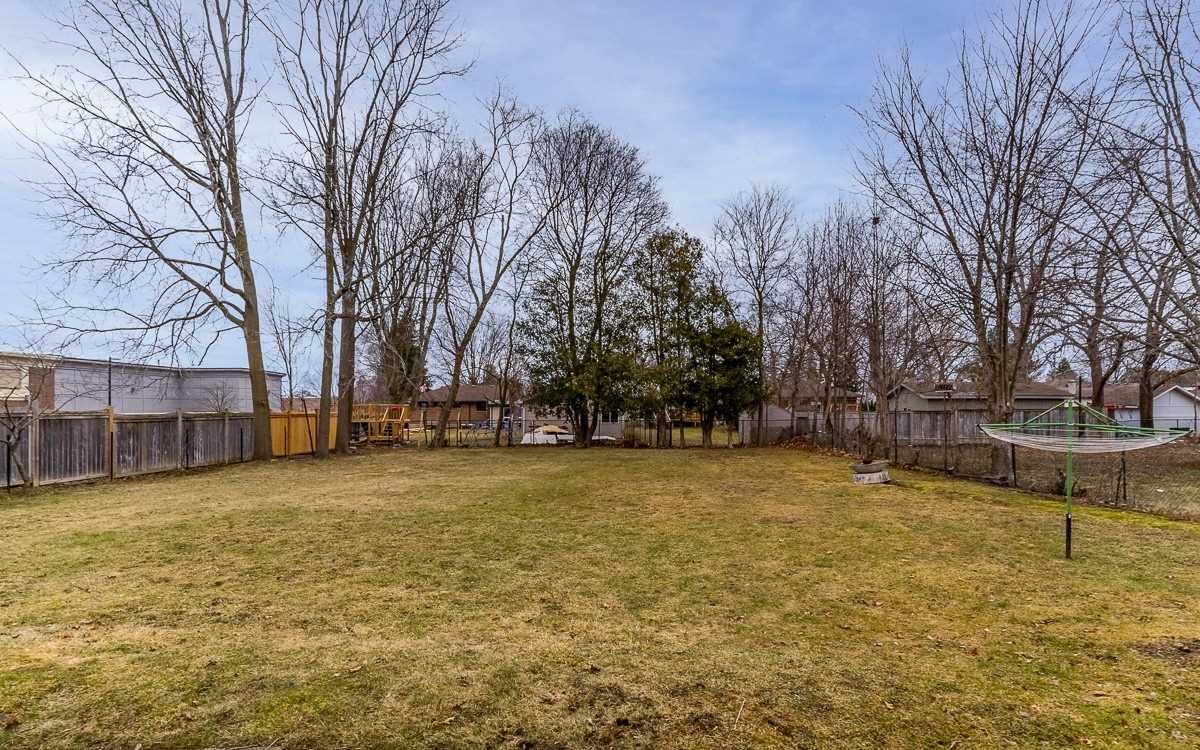 280 King George Rd