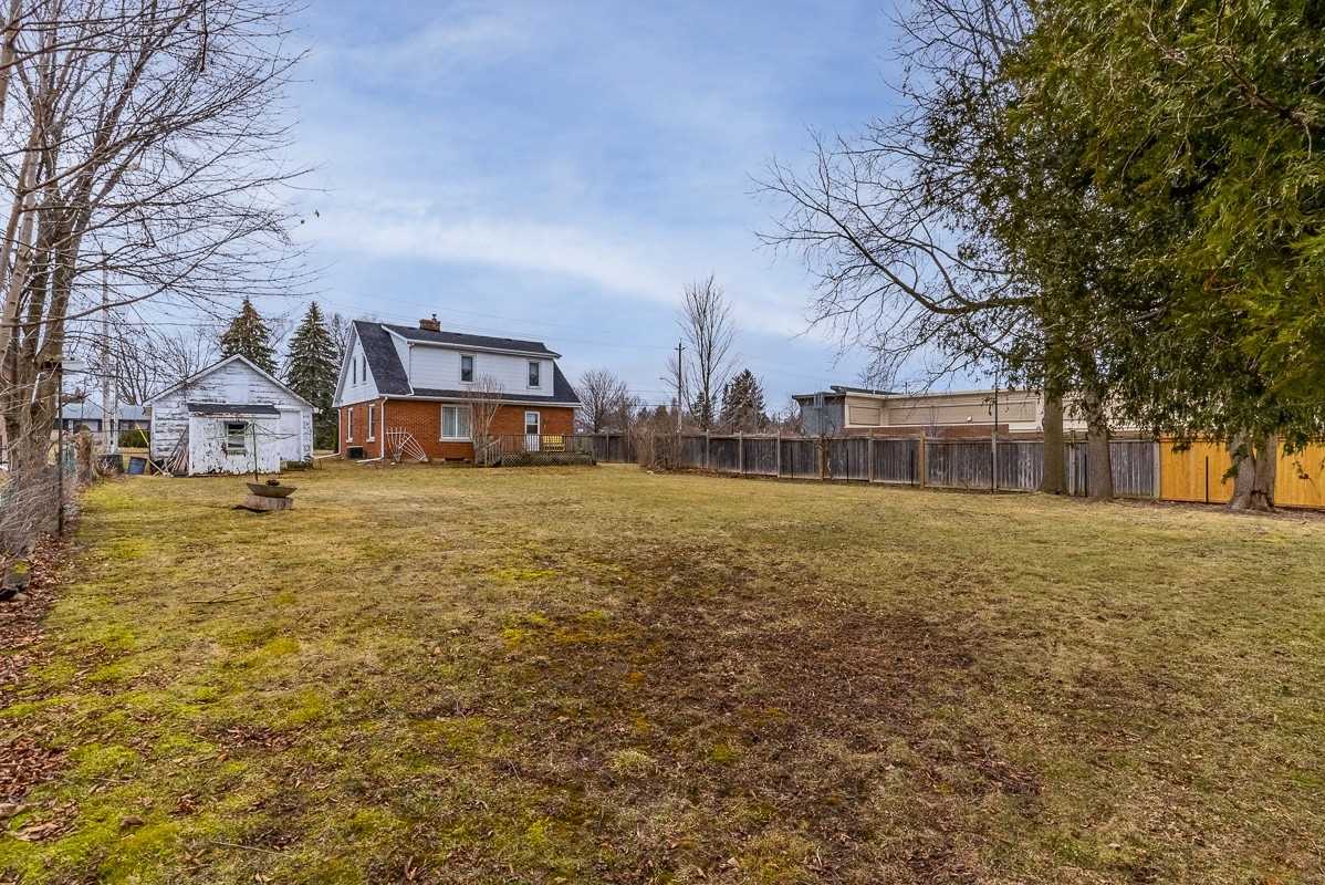 280 King George Rd