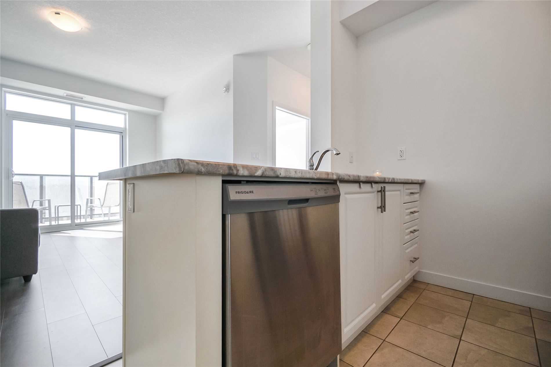101 Shoreview Pl, #412