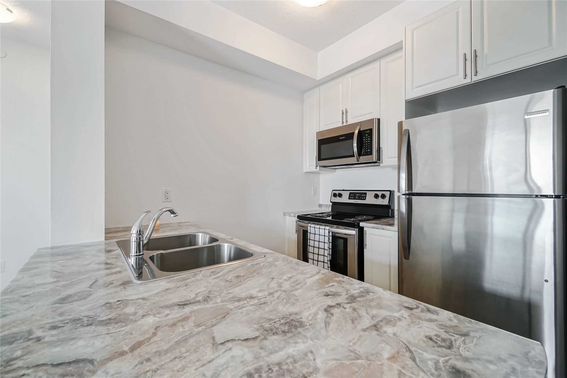 101 Shoreview Pl, #412